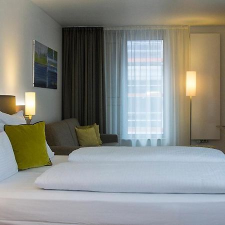 Hotel Goldenes Rad Ulm Dış mekan fotoğraf