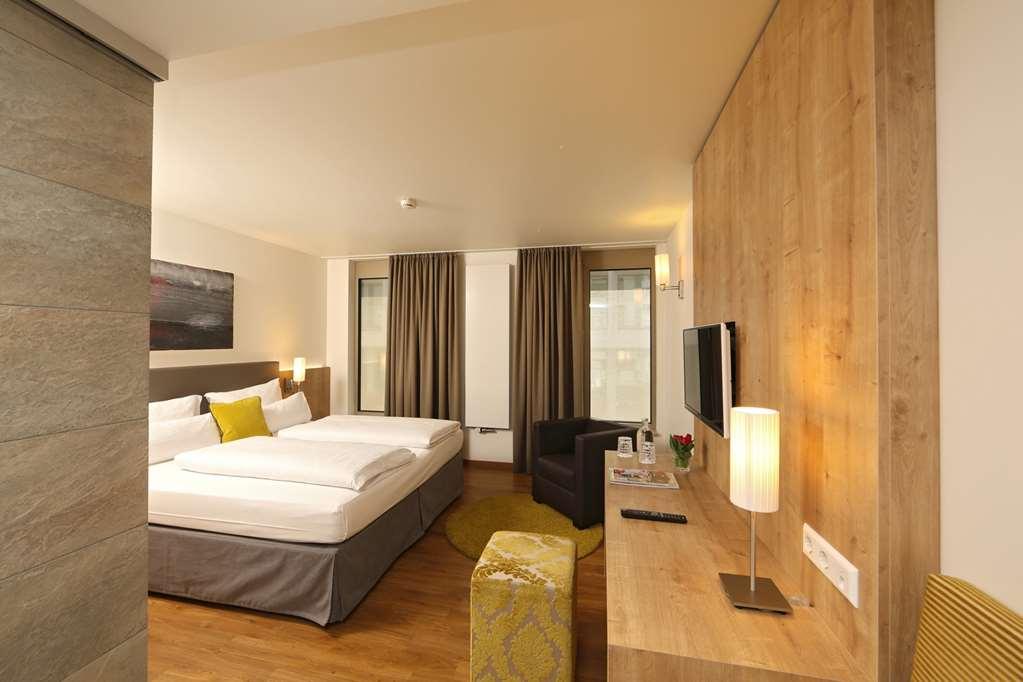 Hotel Goldenes Rad Ulm Oda fotoğraf