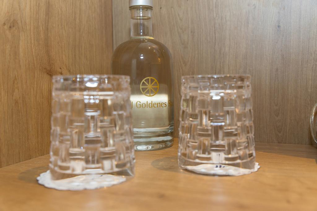 Hotel Goldenes Rad Ulm Dış mekan fotoğraf